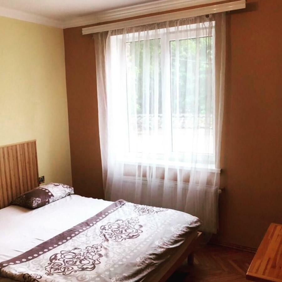 Like Hostel Chernivtsi Exterior photo